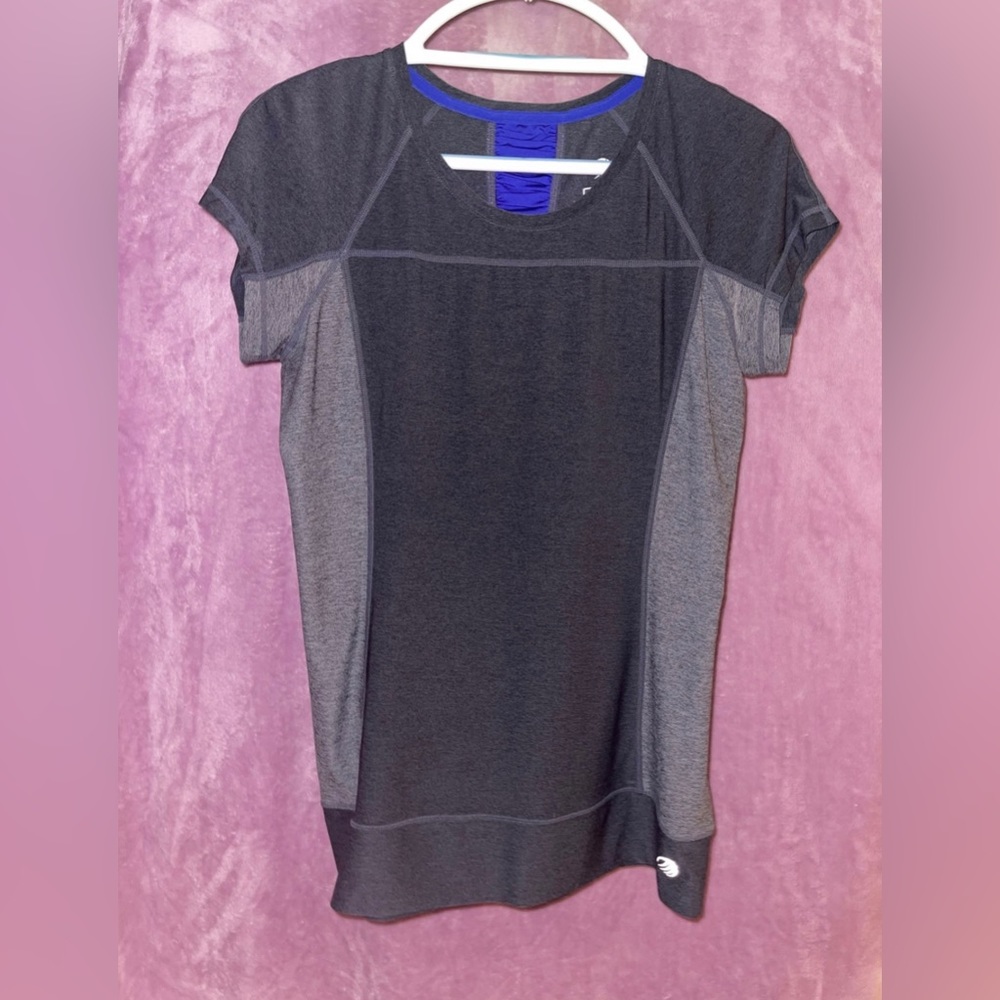 Grey Athletic Top MPG